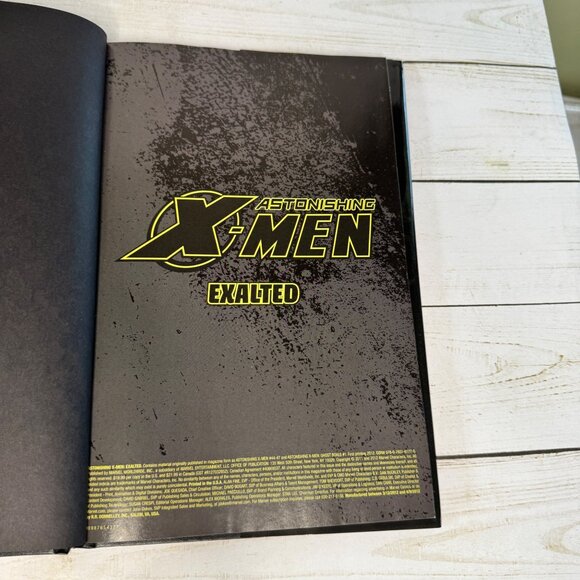 Astonishing X-Men Exalted Marvel HC Graphic Novel Hardcover Collected Edition - Picture 4 of 9
